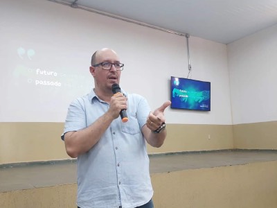 Professor aborda Inteligência artificial em palestra