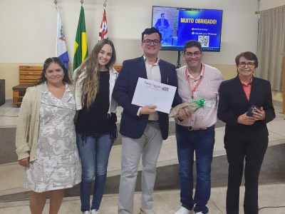 Palestra aborda “Franchising” a alunos dos cursos de formação de gestores