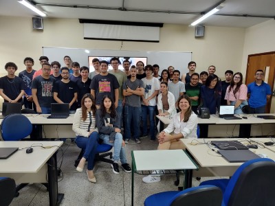 Currículo: tema de oficina no curso de AMS