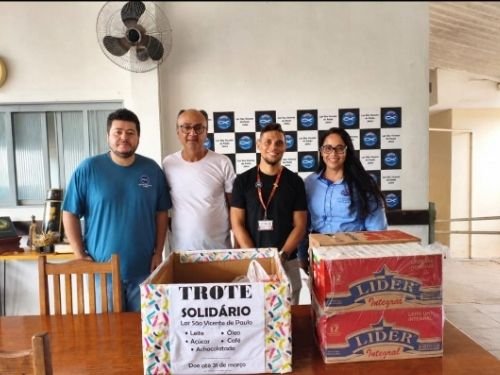 Fatec realiza entrega das arrecadações do Trote Solidário
