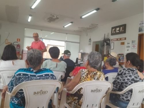 Docente promove bate-papo sobre segurança digital no CCI de Mira Estrela